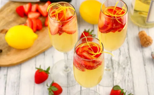 Strawberry Limoncello Spritz